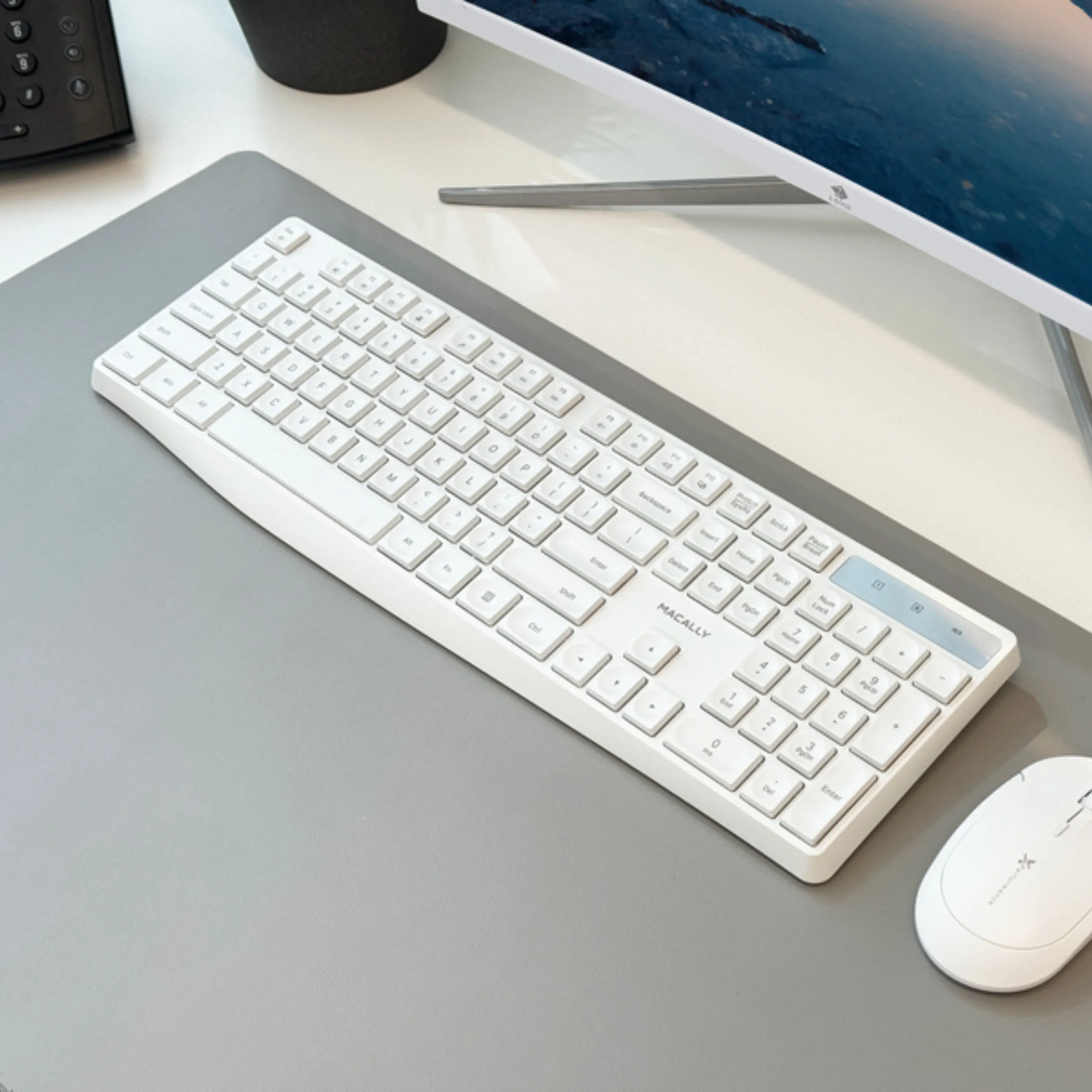 Full Size Wireless Keyboard For Windows PC (White)