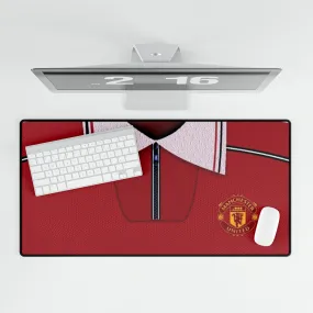 Man Utd Treble 98/99 Home Kit - Desk Mat