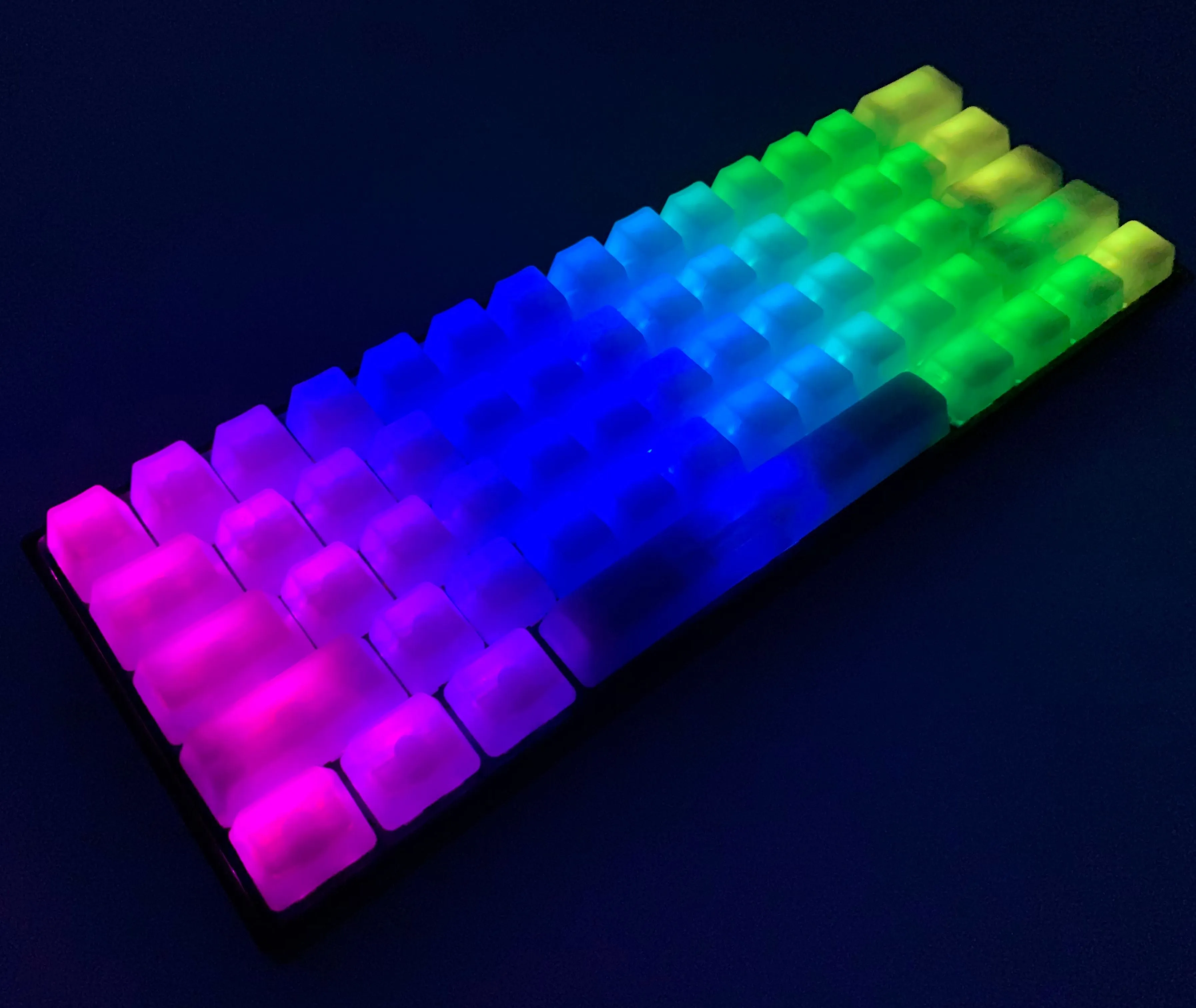 Milky White Keycap Set (Translucent)